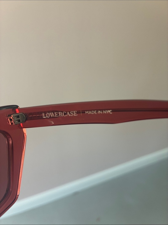 LOWERCASE NYC
VANGUARD SUN
plum